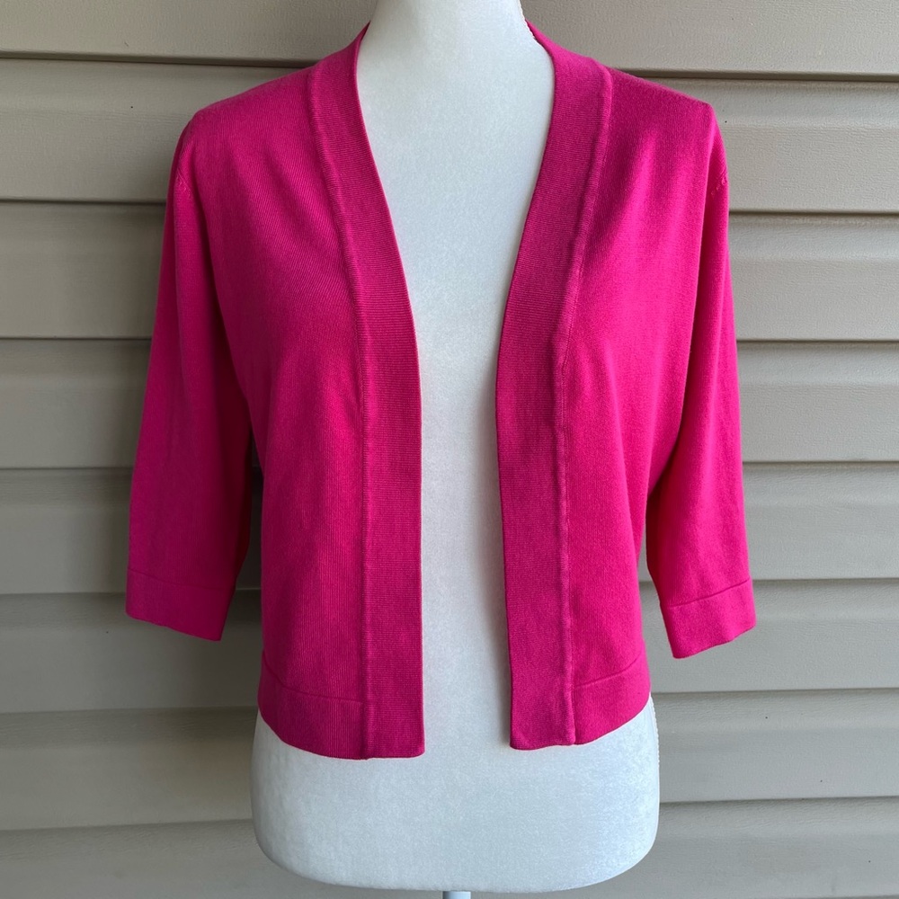 •Urban Coco• Lightweight Raspberry Cropped Cardigan - Size Large